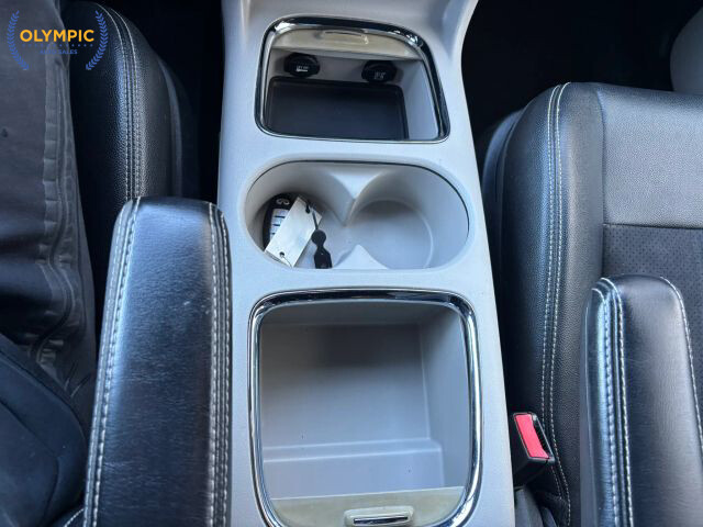 2020 Dodge Grand Caravan in Decatur, GA 30032 - 18093001 29