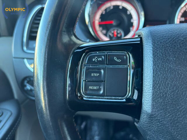 2020 Dodge Grand Caravan in Decatur, GA 30032 - 18093001 21