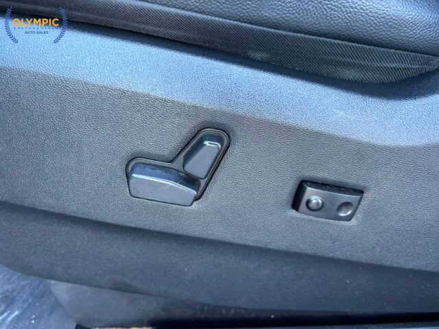 2020 Dodge Grand Caravan in Decatur, GA 30032 - 18093001 31