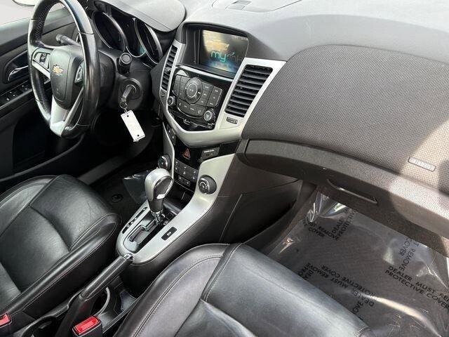 2013 Chevrolet Cruze in Mesa, AZ 85212 - 18093005 31