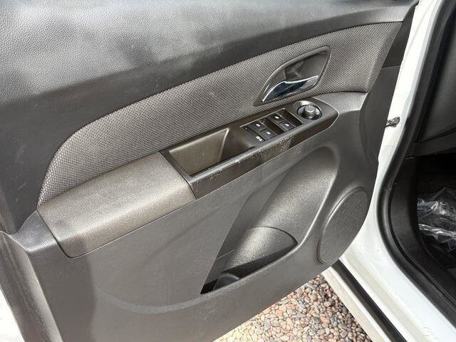 2013 Chevrolet Cruze in Mesa, AZ 85212 - 18093005 46