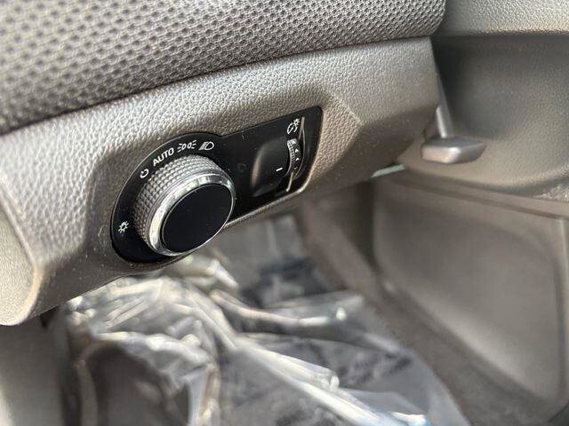 2013 Chevrolet Cruze in Mesa, AZ 85212 - 18093005 17