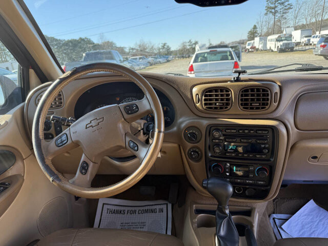2003 Chevrolet TrailBlazer in Hickory, NC 28602-5144 - 18093010 10