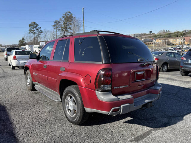 2003 Chevrolet TrailBlazer in Hickory, NC 28602-5144 - 18093010 5