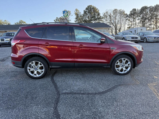 2013 Ford Escape in Hickory, NC 28602-5144 - 18093012 5
