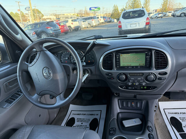 2006 Toyota Sequoia in Hickory, NC 28602-5144 - 18093013 2