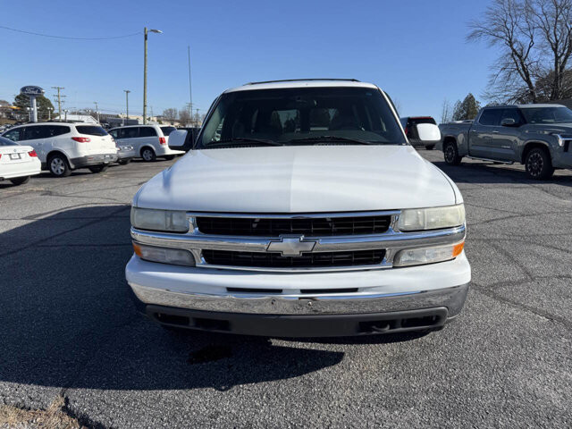 2001 Chevrolet Suburban in Hickory, NC 28602-5144 - 18093015 2