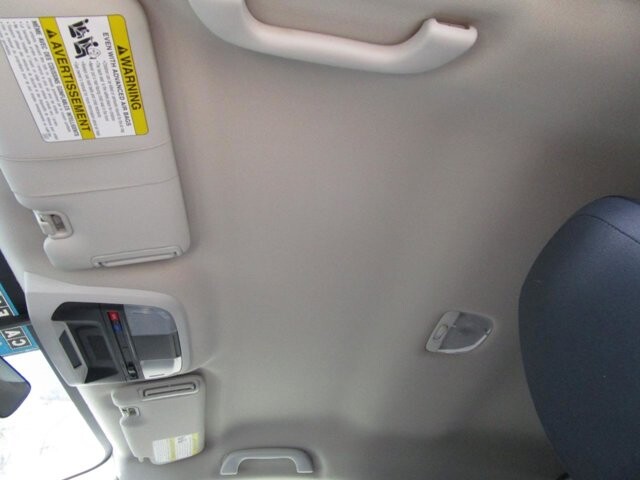 2018 Subaru Crosstrek in Tampa, FL 33604-6914 - 18093024 15