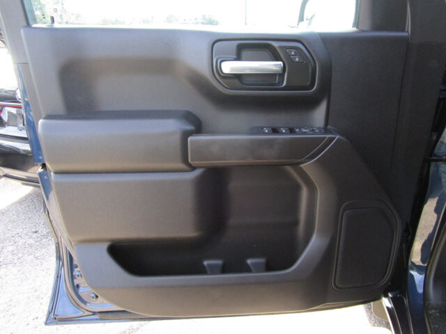 2020 Chevrolet Silverado 1500 in Tampa, FL 33604-6914 - 18093027 16