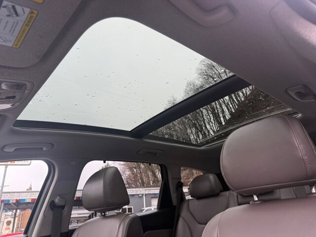 2019 Hyundai Santa Fe in Pottsville, PA 17901 - 18093032 24