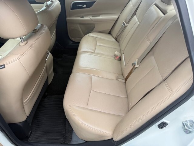 2016 Nissan Altima in Pottsville, PA 17901 - 18093033 24