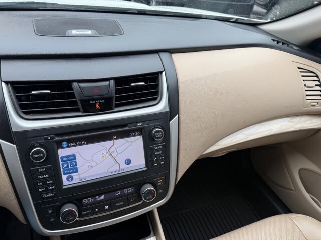 2016 Nissan Altima in Pottsville, PA 17901 - 18093033 13