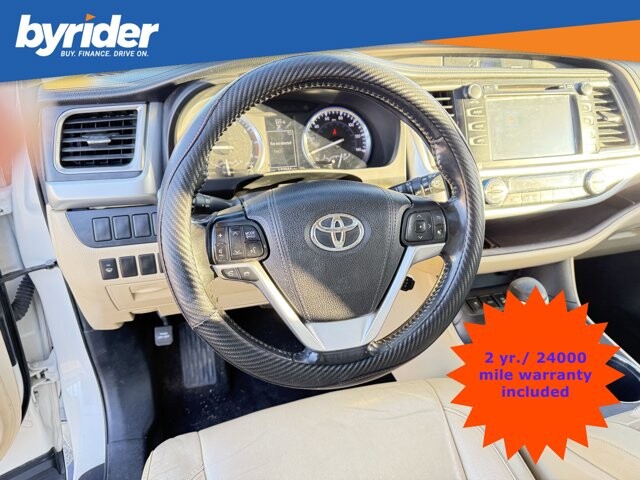 2015 Toyota Highlander in Conway, AR 72032 - 18093041 9