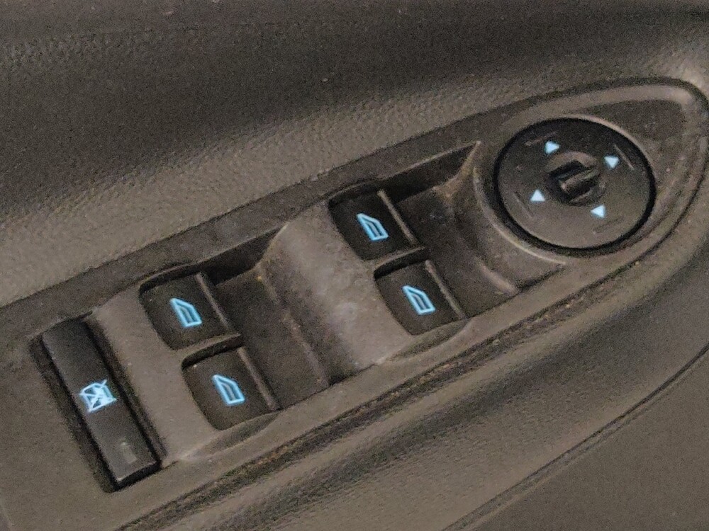 2018 Ford Escape in Clearwater, FL 33764 - 18093043 27