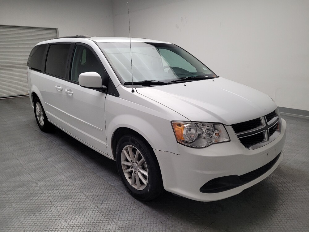 2016 Dodge Grand Caravan in Bakersfield, CA 93309 - 18093044 13