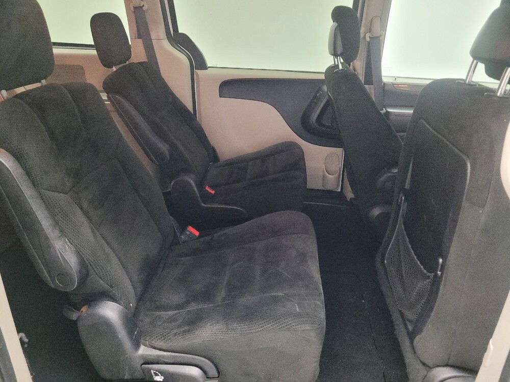 2016 Dodge Grand Caravan in Bakersfield, CA 93309 - 18093044 19