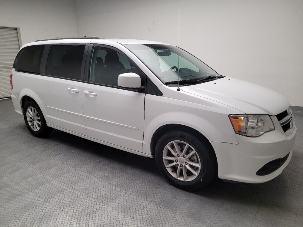 2016 Dodge Grand Caravan in Bakersfield, CA 93309 - 18093044 11