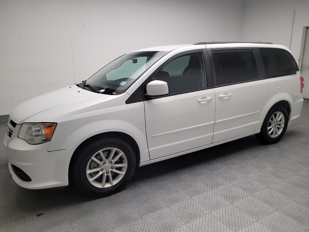 2016 Dodge Grand Caravan in Bakersfield, CA 93309 - 18093044 2