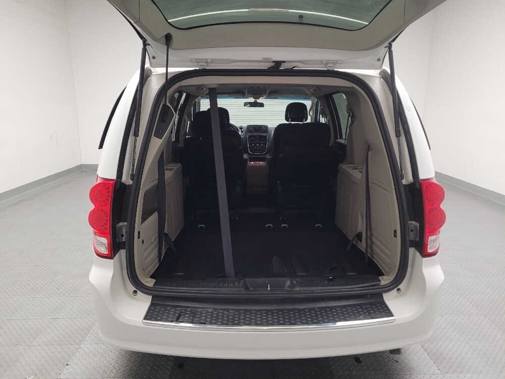 2016 Dodge Grand Caravan in Bakersfield, CA 93309 - 18093044 29