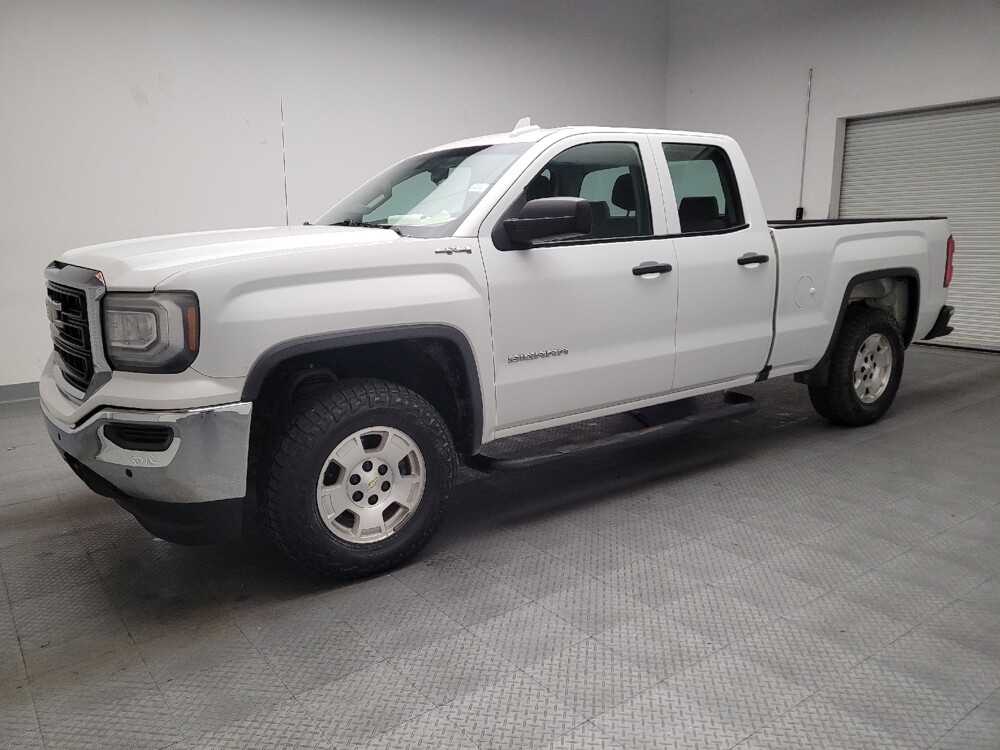 2017 GMC Sierra 1500 in Bakersfield, CA 93309 - 18093046 2