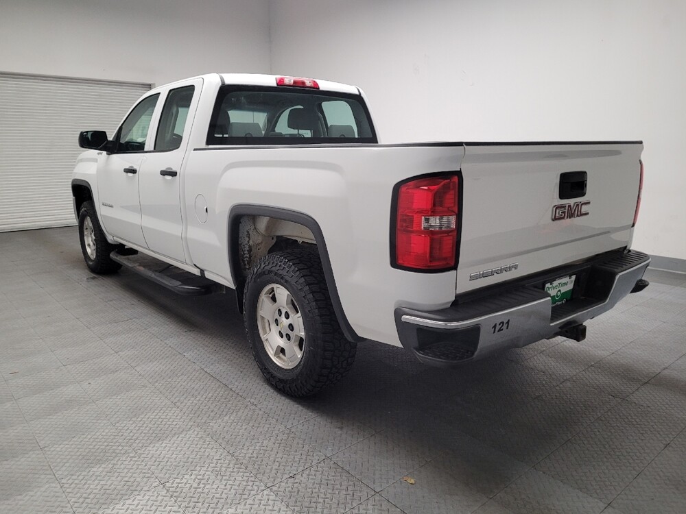 2017 GMC Sierra 1500 in Bakersfield, CA 93309 - 18093046 5