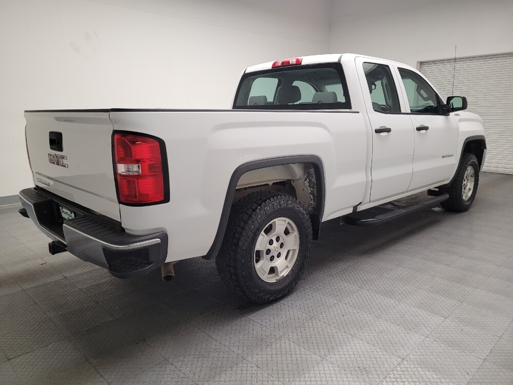 2017 GMC Sierra 1500 in Bakersfield, CA 93309 - 18093046 9