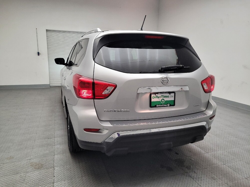 2017 Nissan Pathfinder in Torrance, CA 90504 - 18093047 6