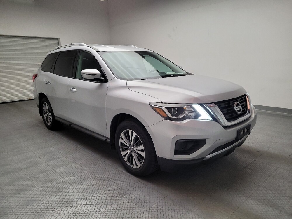 2017 Nissan Pathfinder in Torrance, CA 90504 - 18093047 13
