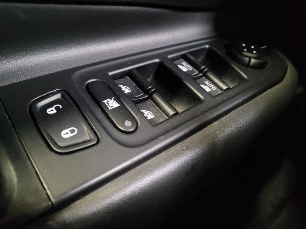 2019 Jeep Renegade in Sacramento, CA 95821 - 18093049 27