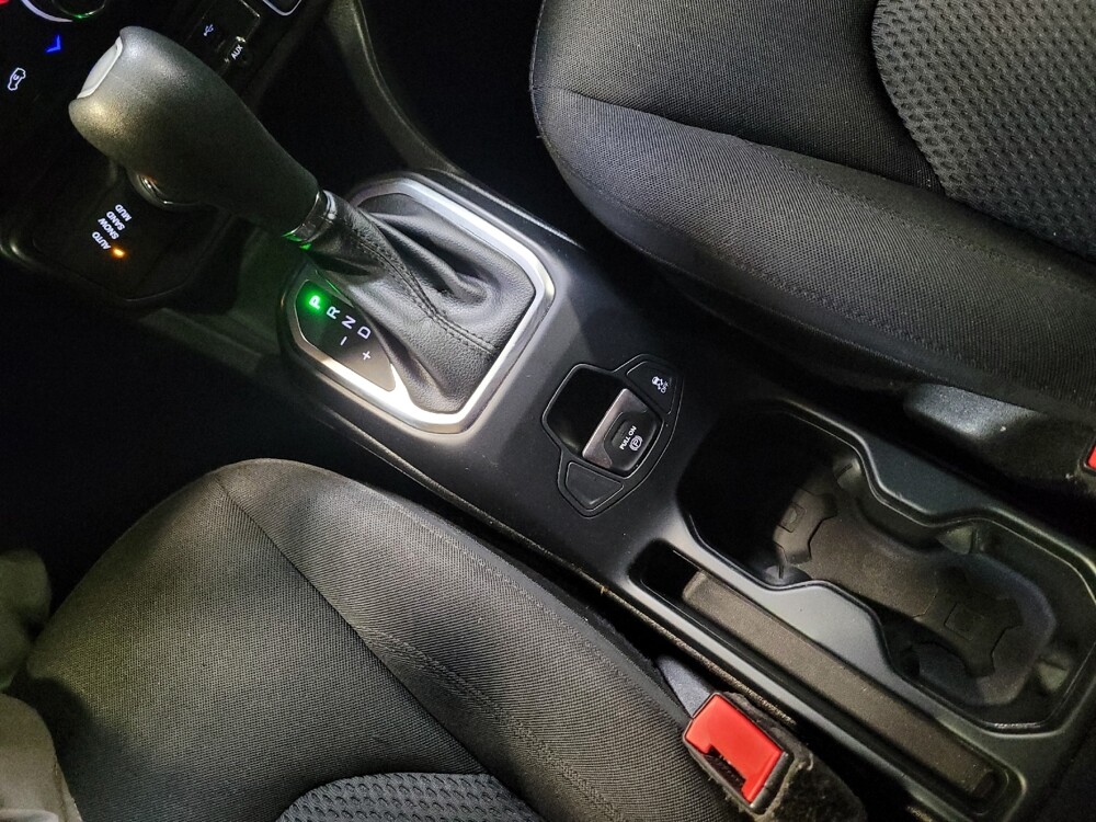 2019 Jeep Renegade in Sacramento, CA 95821 - 18093049 26