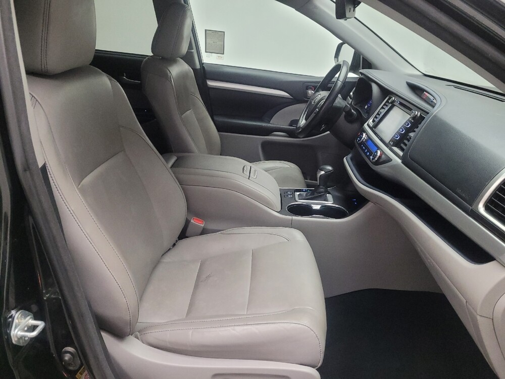 2018 Toyota Highlander in Sacramento, CA 95821 - 18093054 21