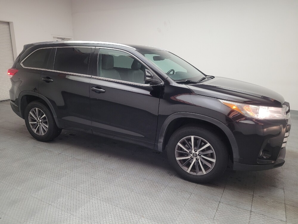 2018 Toyota Highlander in Sacramento, CA 95821 - 18093054 11