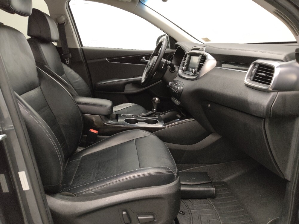 2017 Kia Sorento in Round Rock, TX 78664 - 18093057 21
