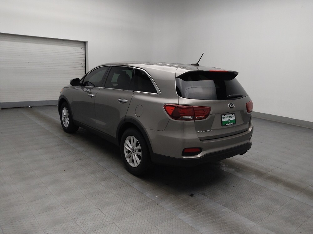 2019 Kia Sorento in Conyers, GA 30094 - 18093066 5