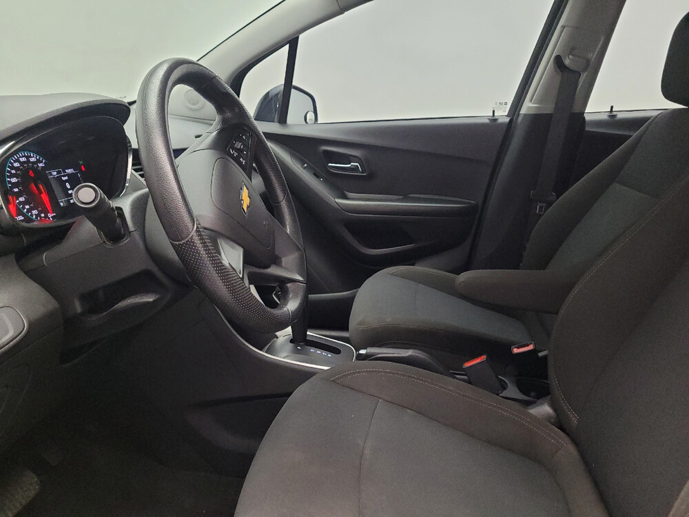 2021 Chevrolet Trax in Jacksonville, FL 32225 - 18093072 17