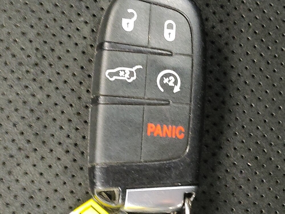 2020 Jeep Grand Cherokee in Tulsa, OK 74145 - 18093077 32