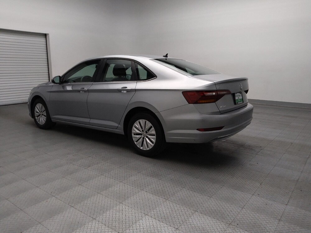 2019 Volkswagen Jetta in Oklahoma City, OK 73139 - 18093079 5