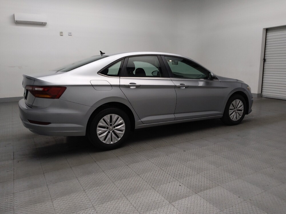 2019 Volkswagen Jetta in Oklahoma City, OK 73139 - 18093079 10