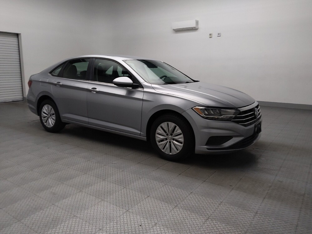 2019 Volkswagen Jetta in Oklahoma City, OK 73139 - 18093079 13