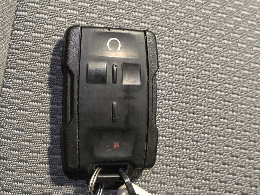 2018 Chevrolet Silverado 1500 in Plano, TX 75074 - 18093087 32