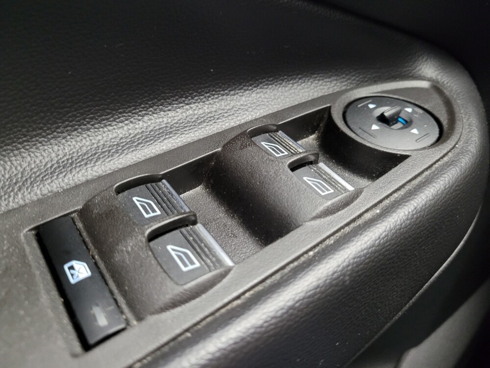 2019 Ford Escape in Greenville, NC 27834 - 18093089 27