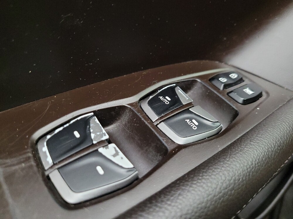 2017 Hyundai Santa Fe in Glendale, AZ 85301 - 18093090 27