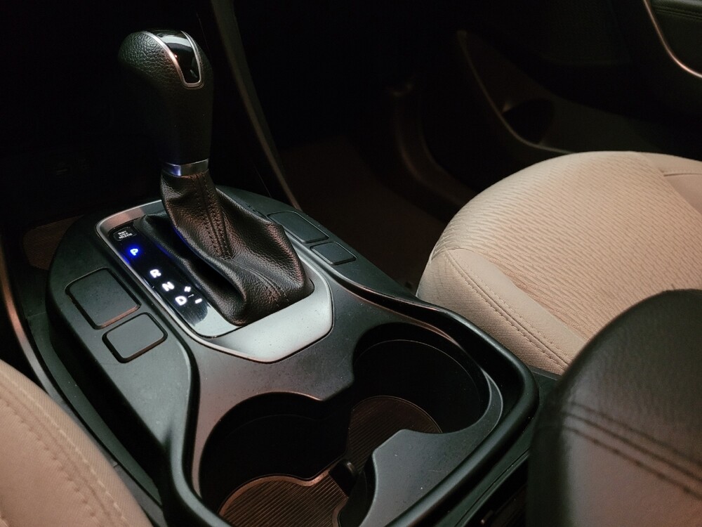 2017 Hyundai Santa Fe in Glendale, AZ 85301 - 18093090 26