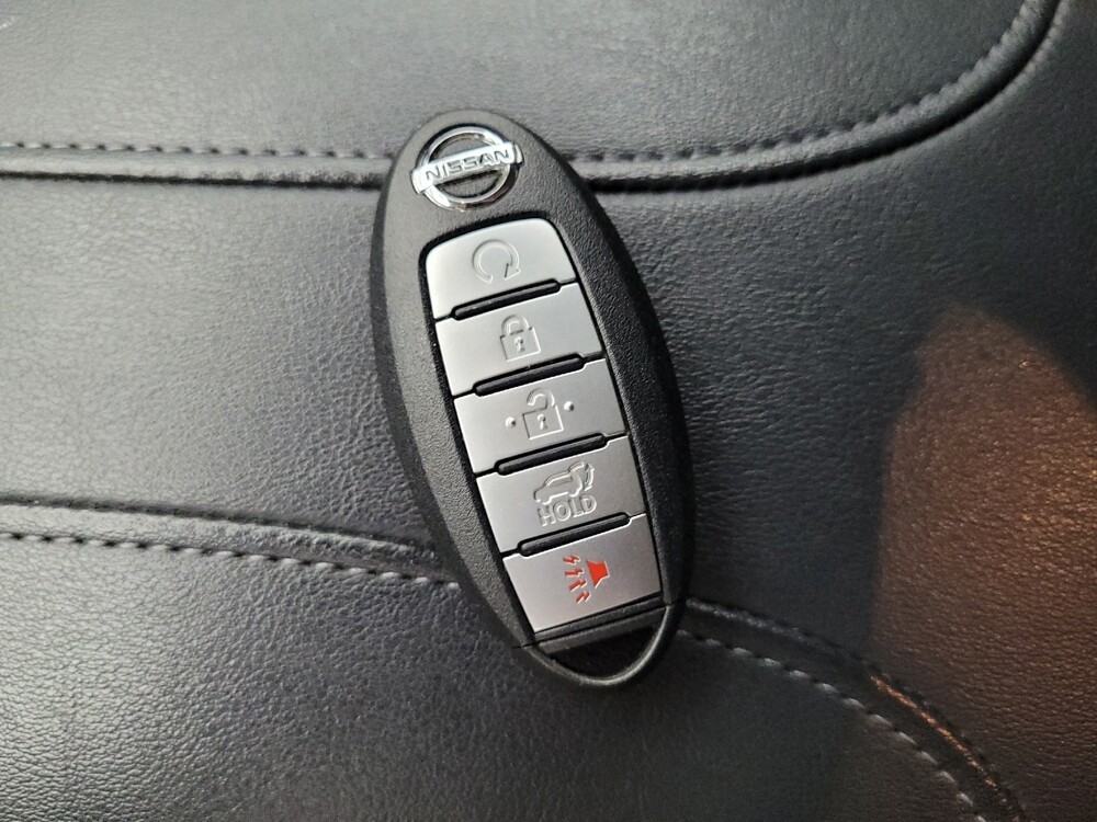 2018 Nissan Rogue in Columbia, SC 29210 - 18093091 32