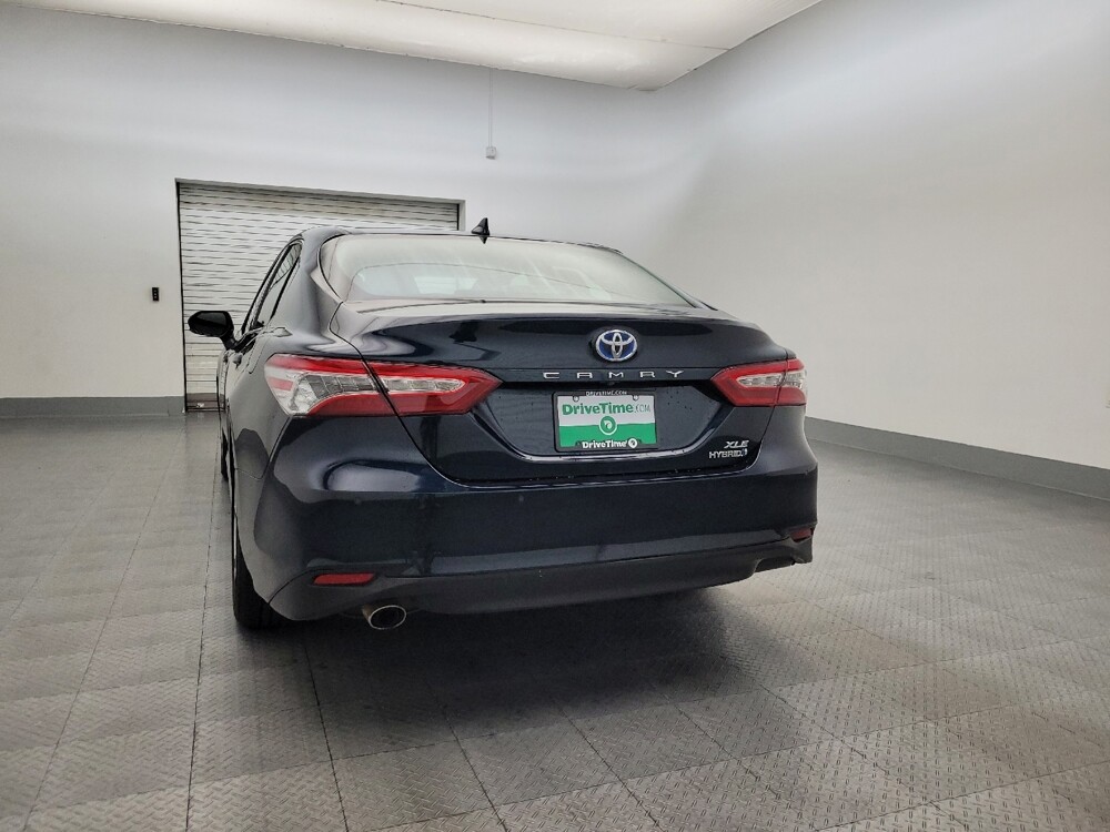 2018 Toyota Camry in Glendale, AZ 85301 - 18093095 6