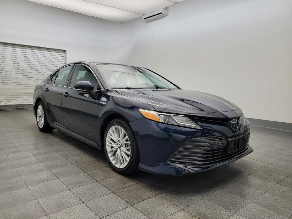 2018 Toyota Camry in Glendale, AZ 85301 - 18093095 13