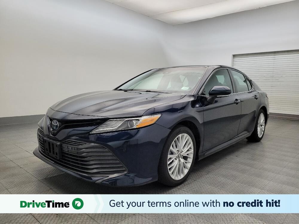 2018 Toyota Camry in Glendale, AZ 85301 - 18093095