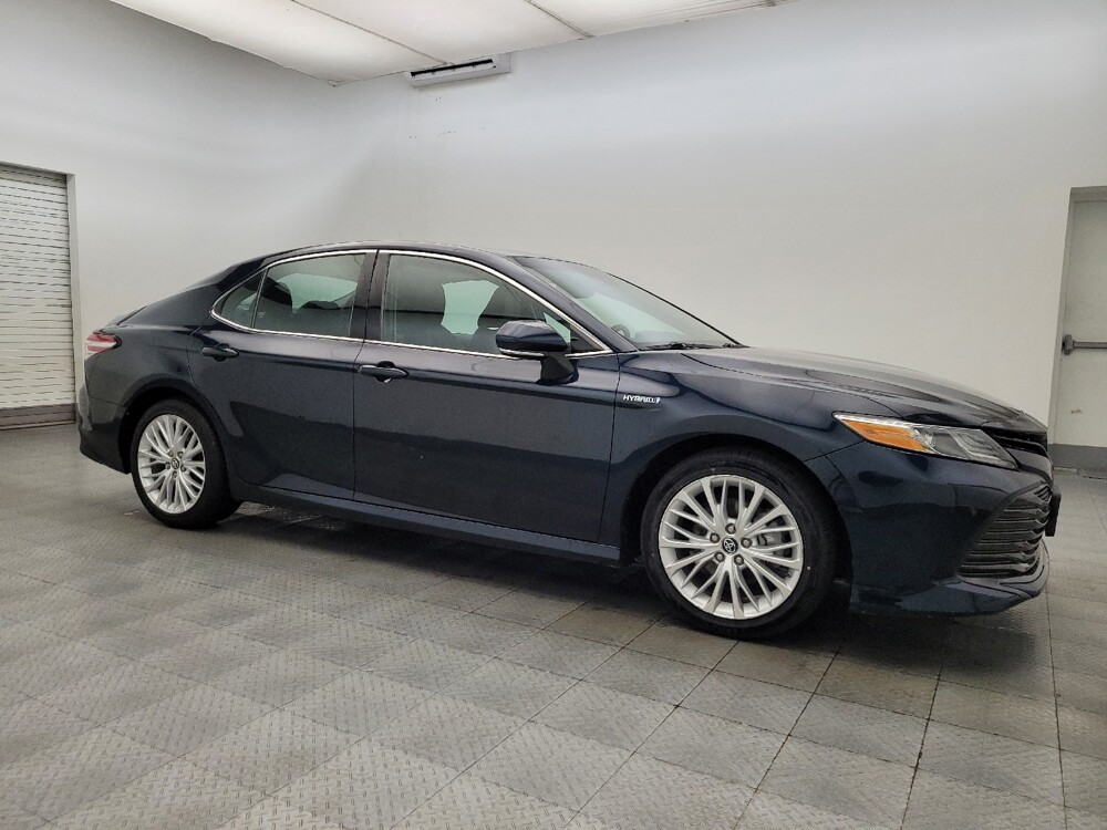 2018 Toyota Camry in Glendale, AZ 85301 - 18093095 11