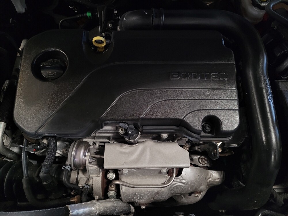 2022 Chevrolet Malibu in Gainesville, FL 32609 - 18093097 30