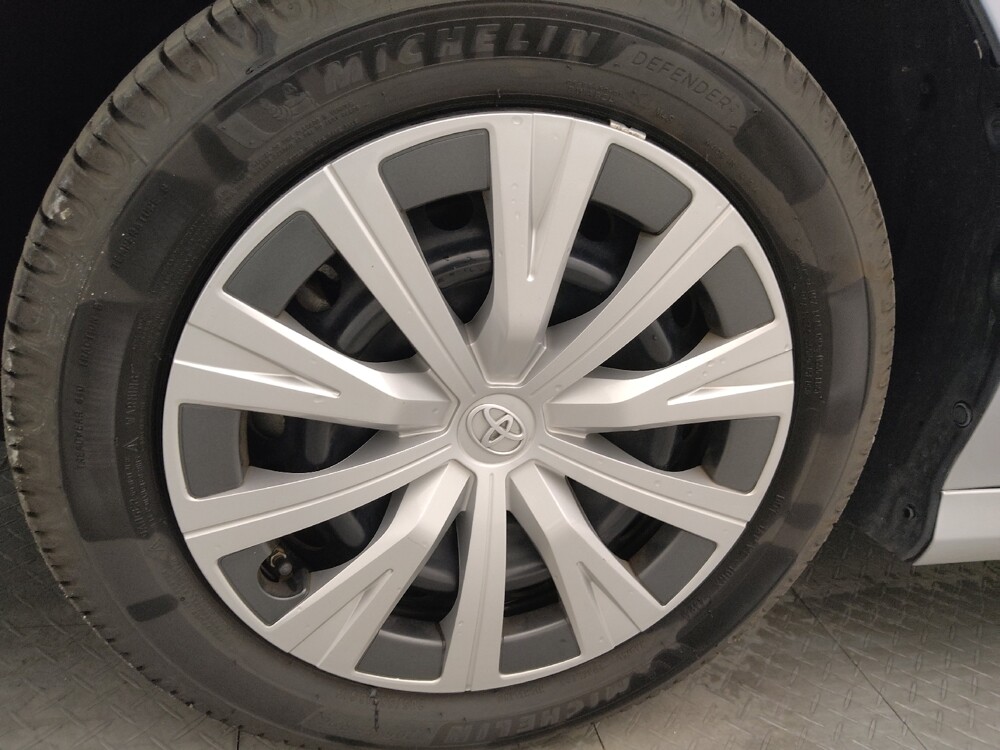 2020 Toyota Camry in Lakeland, FL 33815 - 18093098 31